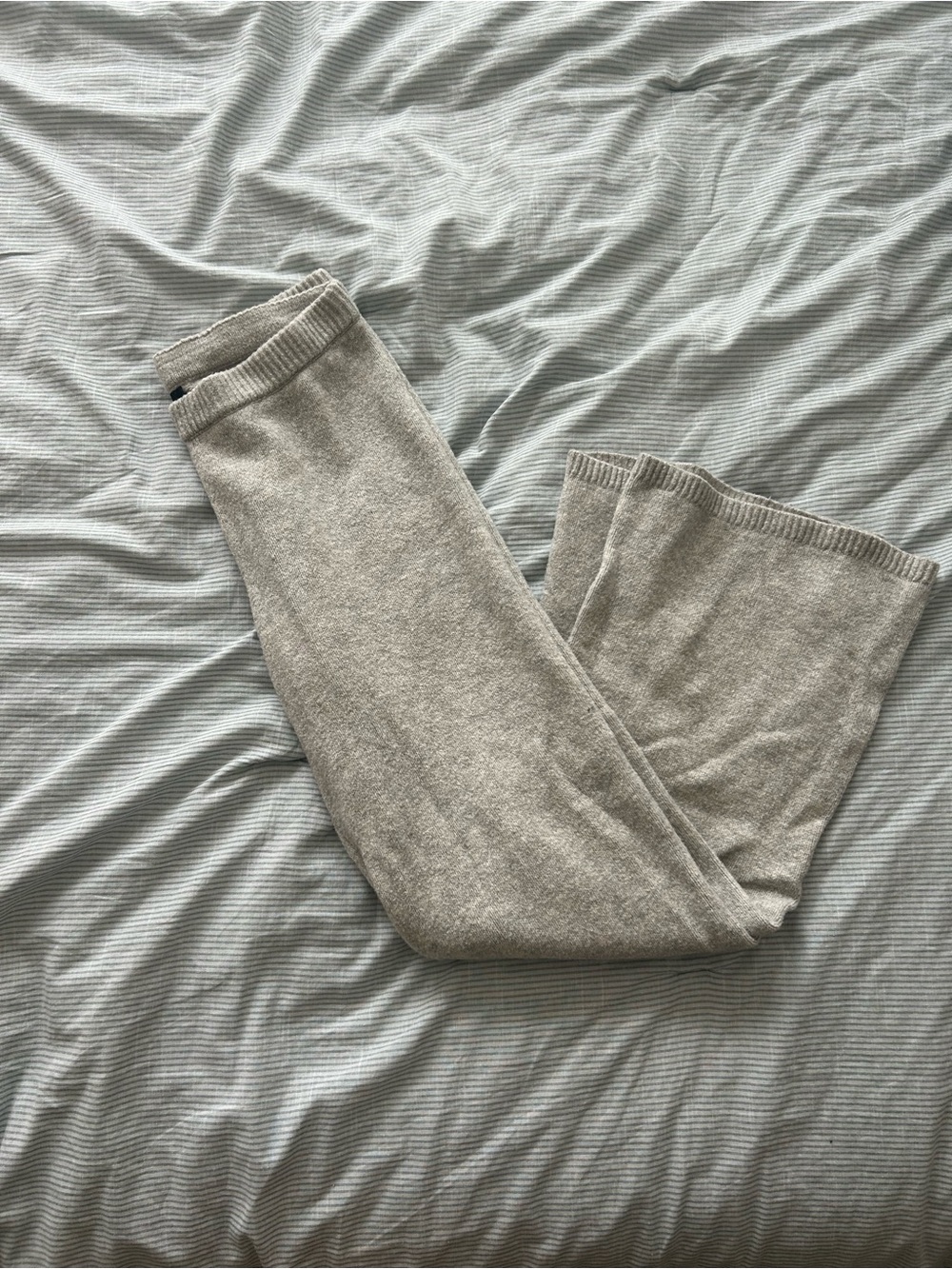 Gap Cashsoft Bootcut Sweater Pants